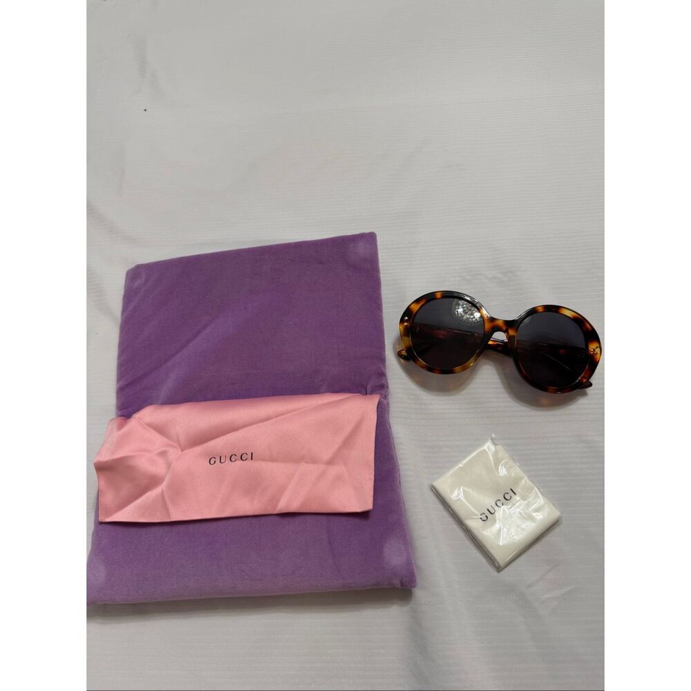 GUCCI GG1081S Women’s Tortoise Sunglasses - Picture 13 of 13